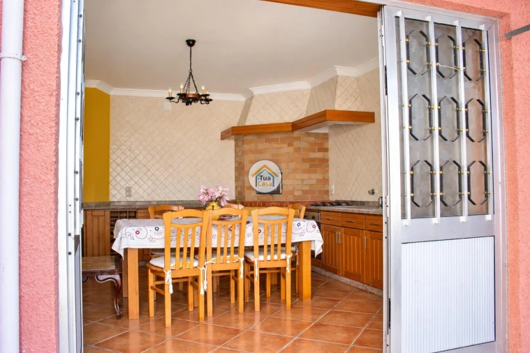 Moradia T5 para Venda em Guilhabreu Foto 31