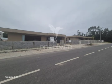 Moradia T4 para Venda em Soutelo