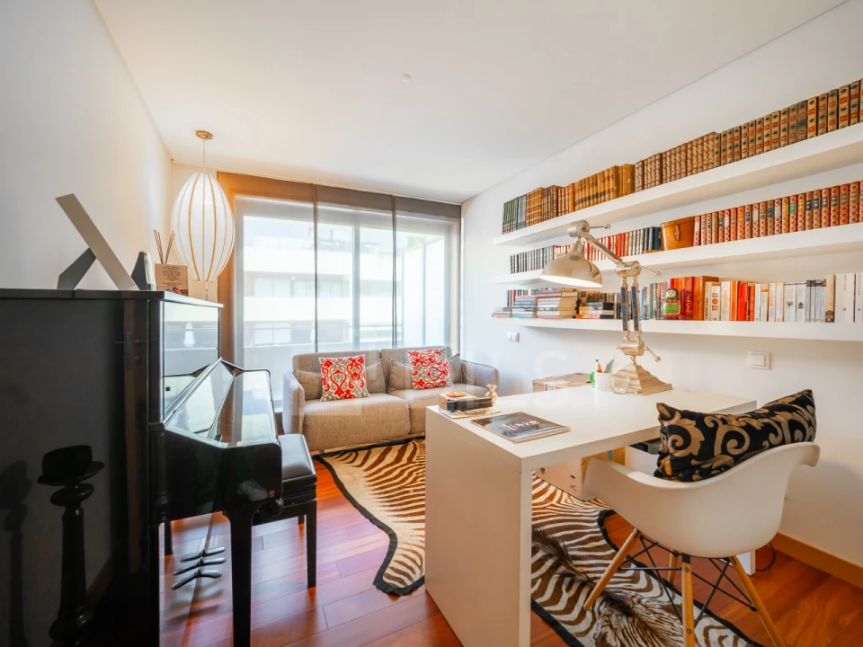 Apartamento T5 para Venda em Paranhos Foto 5