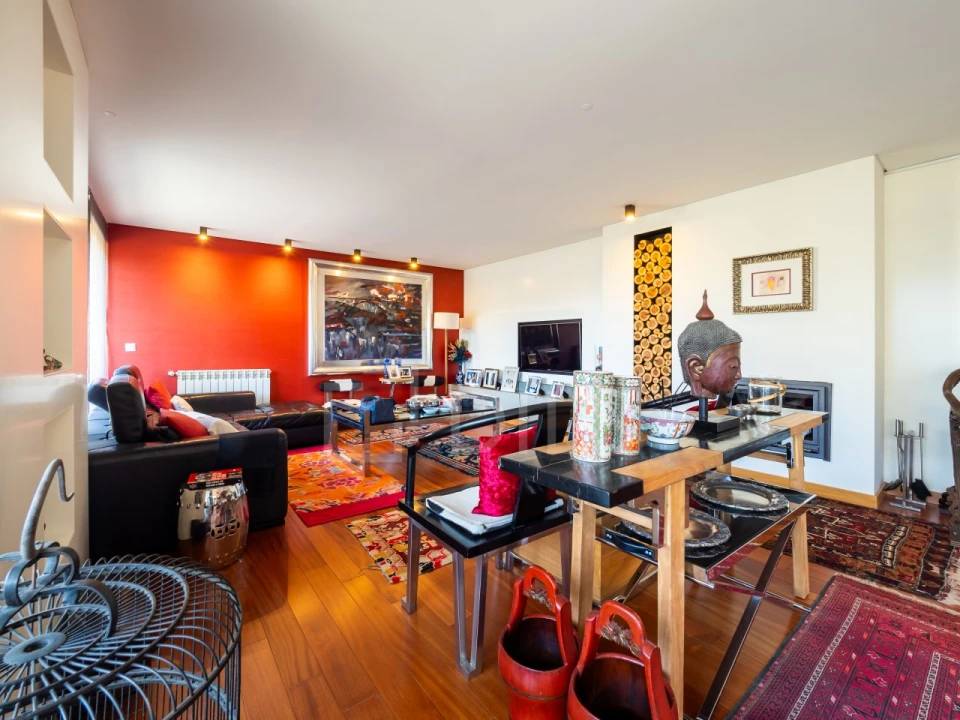 Apartamento T5 para Venda em Paranhos Foto 6