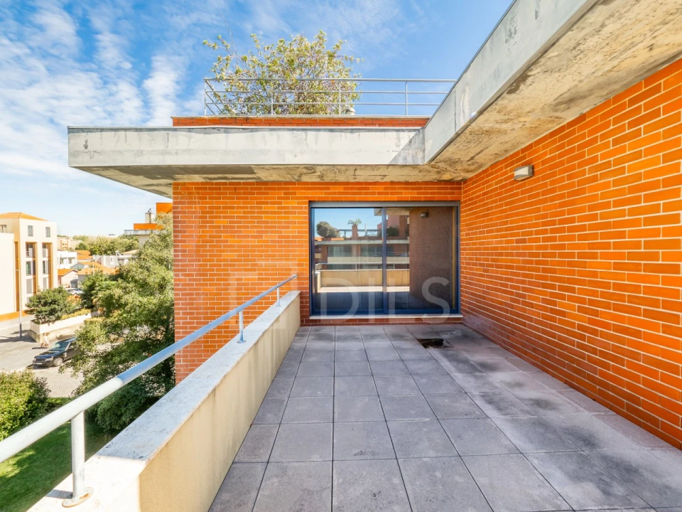 Apartamento T5 para Venda em Paranhos Foto 10