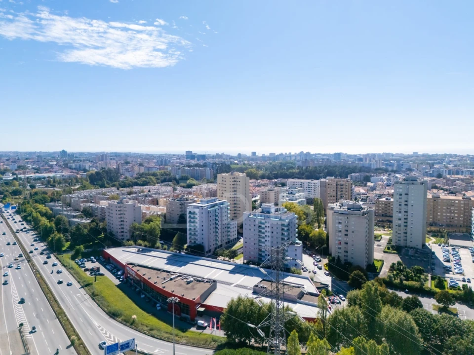 Apartamento T5 para Venda em Paranhos Foto 37