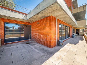 Apartamento T5 para Venda em Paranhos