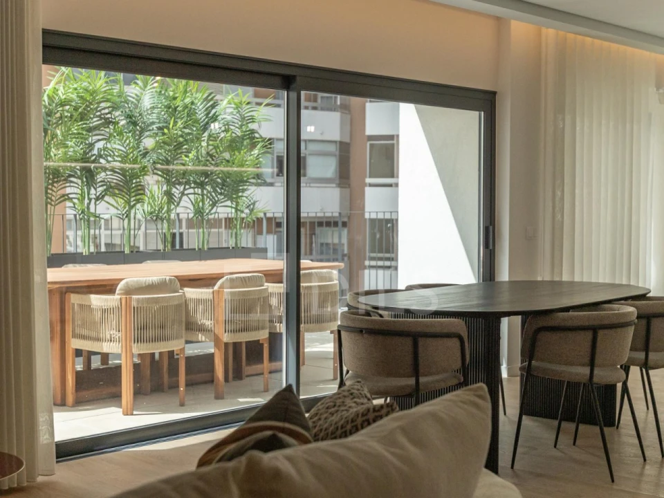 Apartamento T4 para Venda em Faro (Sé e São Pedro) Foto 3