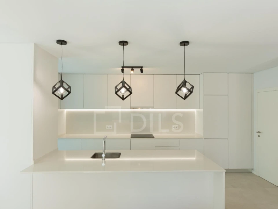 Apartamento T4 para Venda em Faro (Sé e São Pedro) Foto 8