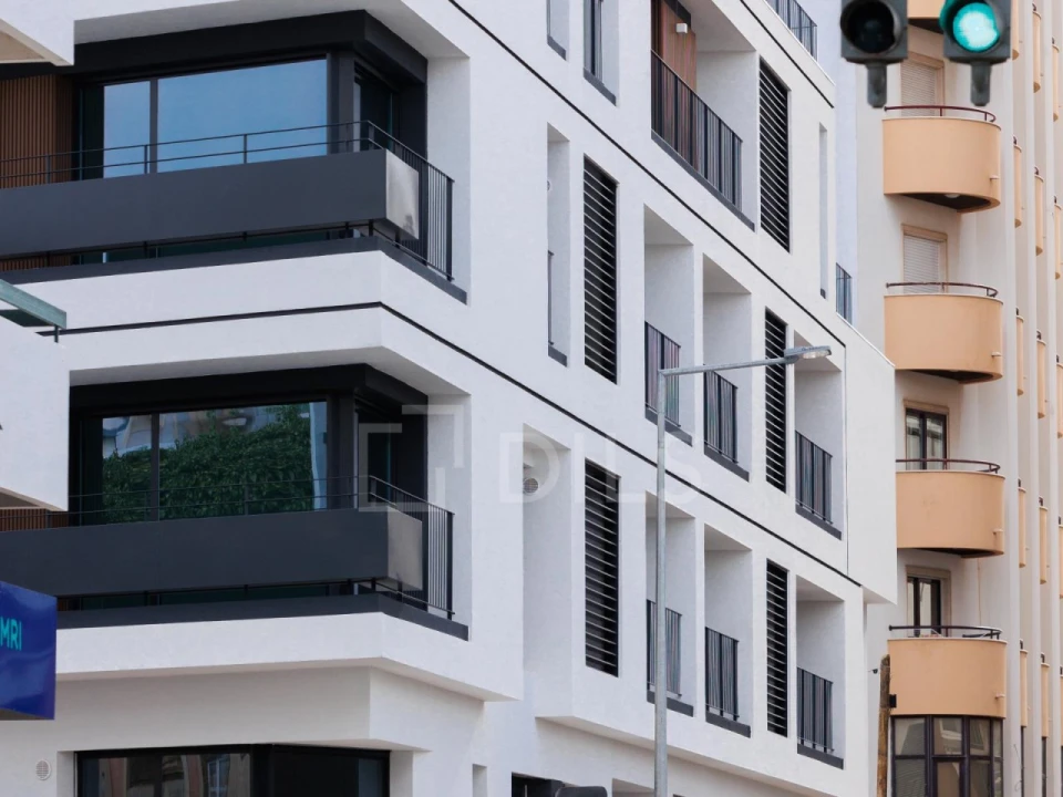 Apartamento T4 para Venda em Faro (Sé e São Pedro) Foto 16