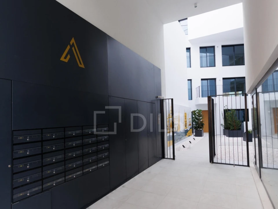 Apartamento T4 para Venda em Faro (Sé e São Pedro) Foto 18