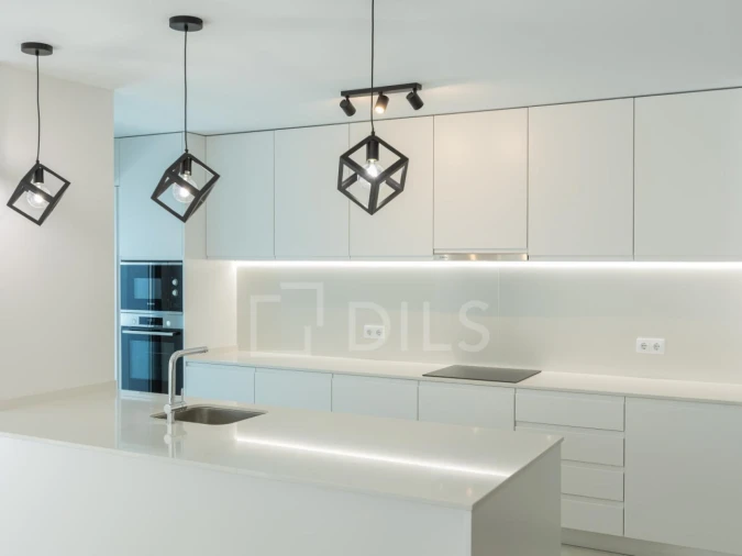 Apartamento T4 para Venda em Faro (Sé e São Pedro) Foto 7