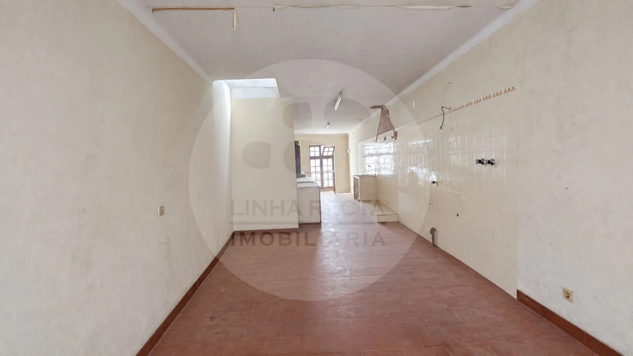 Prédio para Venda em União das Freguesias de Setúbal Foto 18