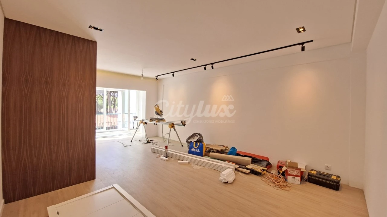 Apartamento T2 para Venda em Carcavelos e Parede Foto 10