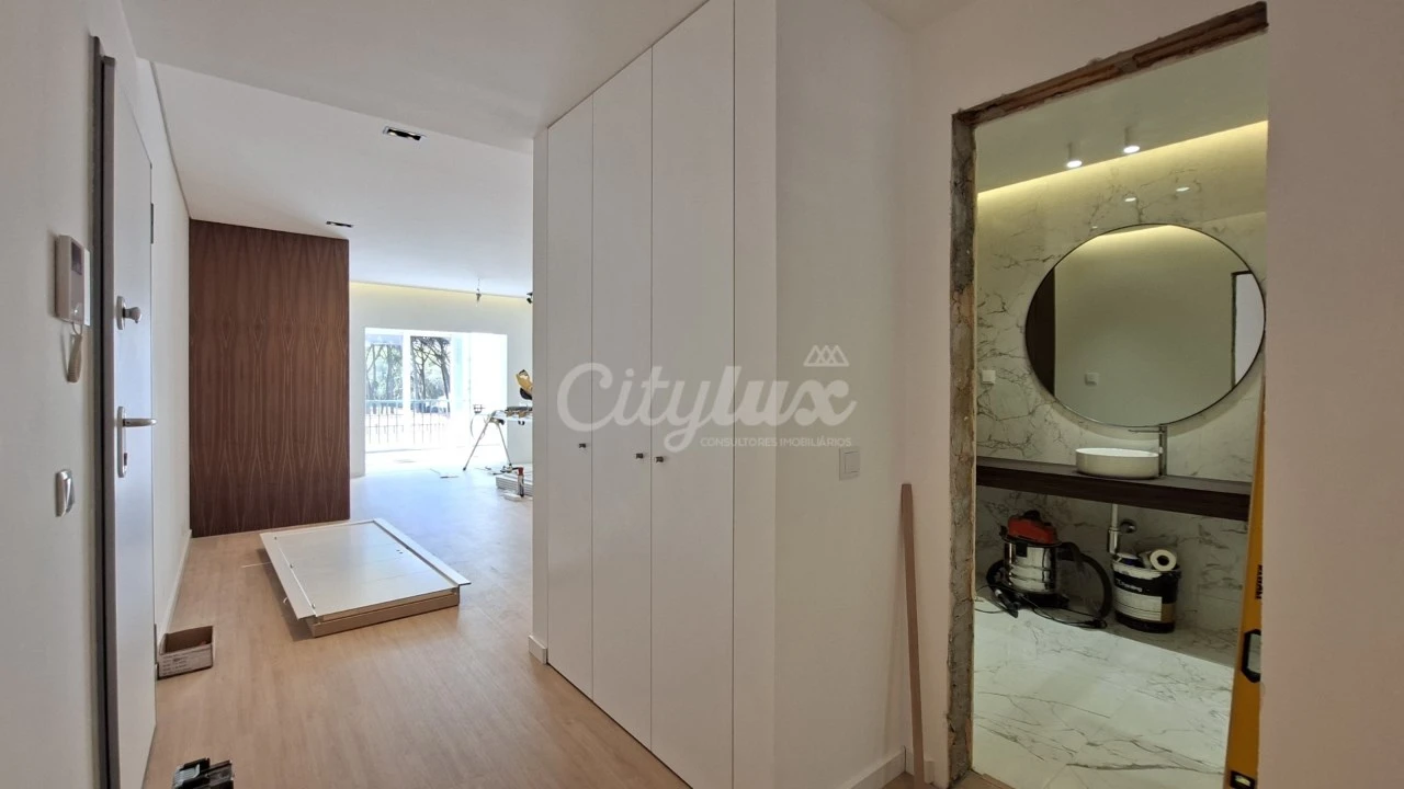 Apartamento T2 para Venda em Carcavelos e Parede Foto 12