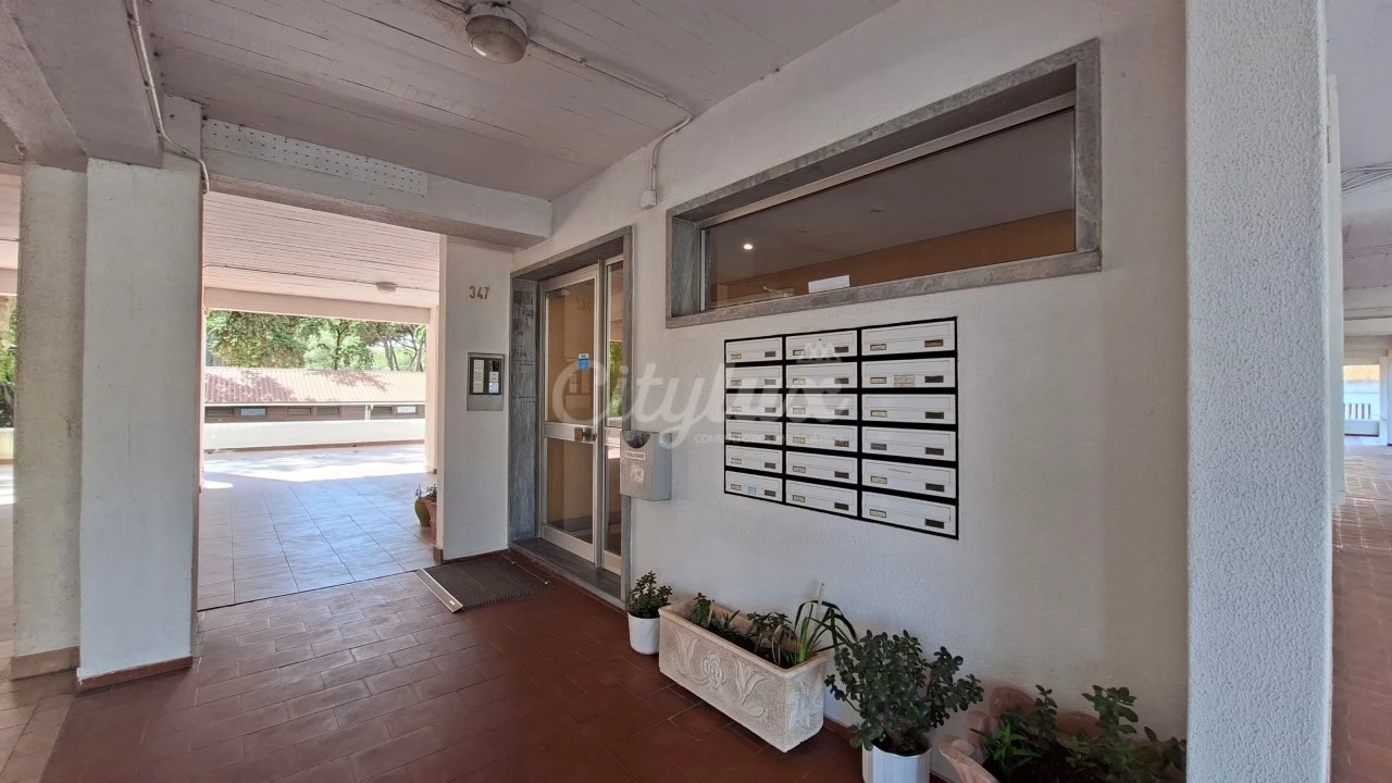Apartamento T2 para Venda em Carcavelos e Parede Foto 25