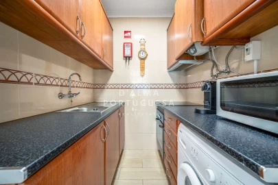 Apartamento T1 para Arrendamento em Armação de Pera