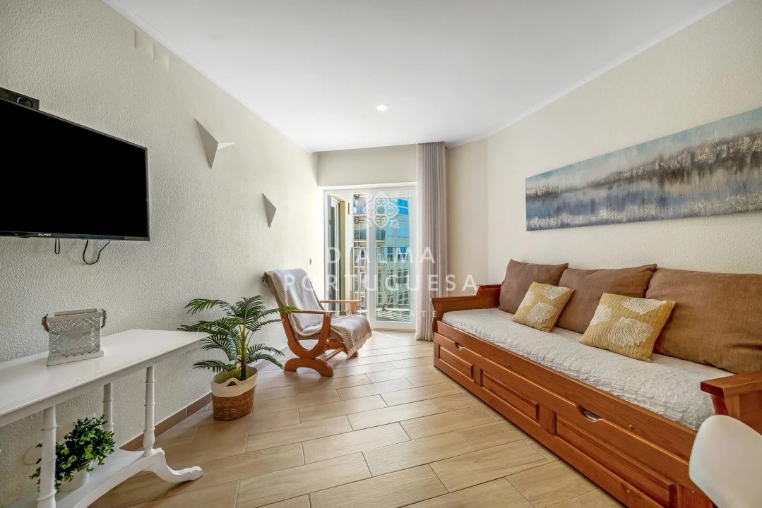 Apartamento T1 para Arrendamento em Armação de Pera Foto 12