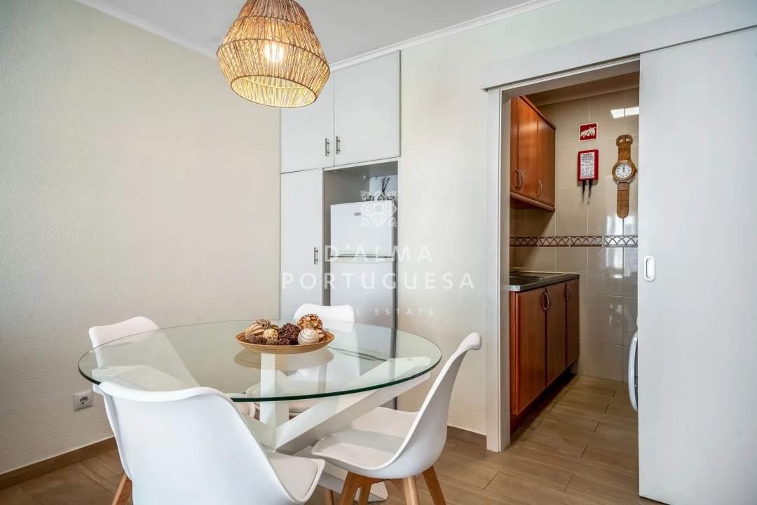 Apartamento T1 para Arrendamento em Armação de Pera Foto 9