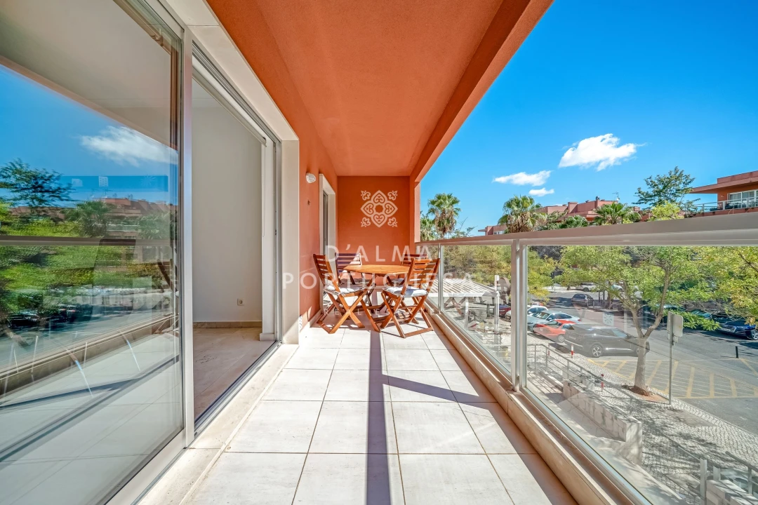 Apartamento T2 para Arrendamento em Portimão Foto 9