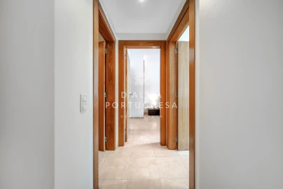 Apartamento T2 para Arrendamento em Portimão