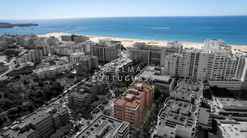 Apartamento T2 para Arrendamento em Portimão