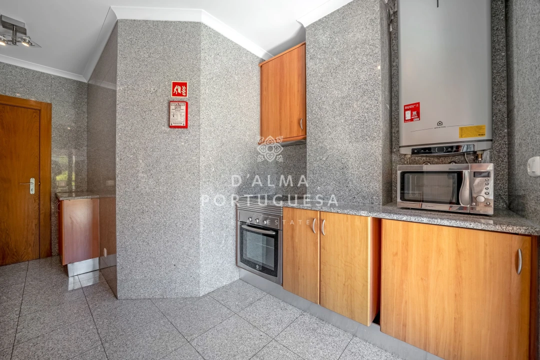 Apartamento T2 para Arrendamento em Portimão Foto 25