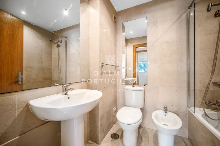 Apartamento T2 para Arrendamento em Portimão Foto 14