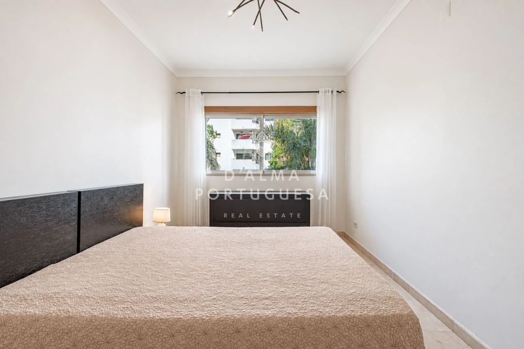 Apartamento T2 para Arrendamento em Portimão Foto 11