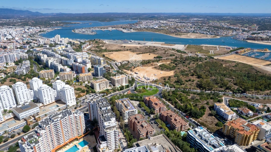 Apartamento T2 para Arrendamento em Portimão