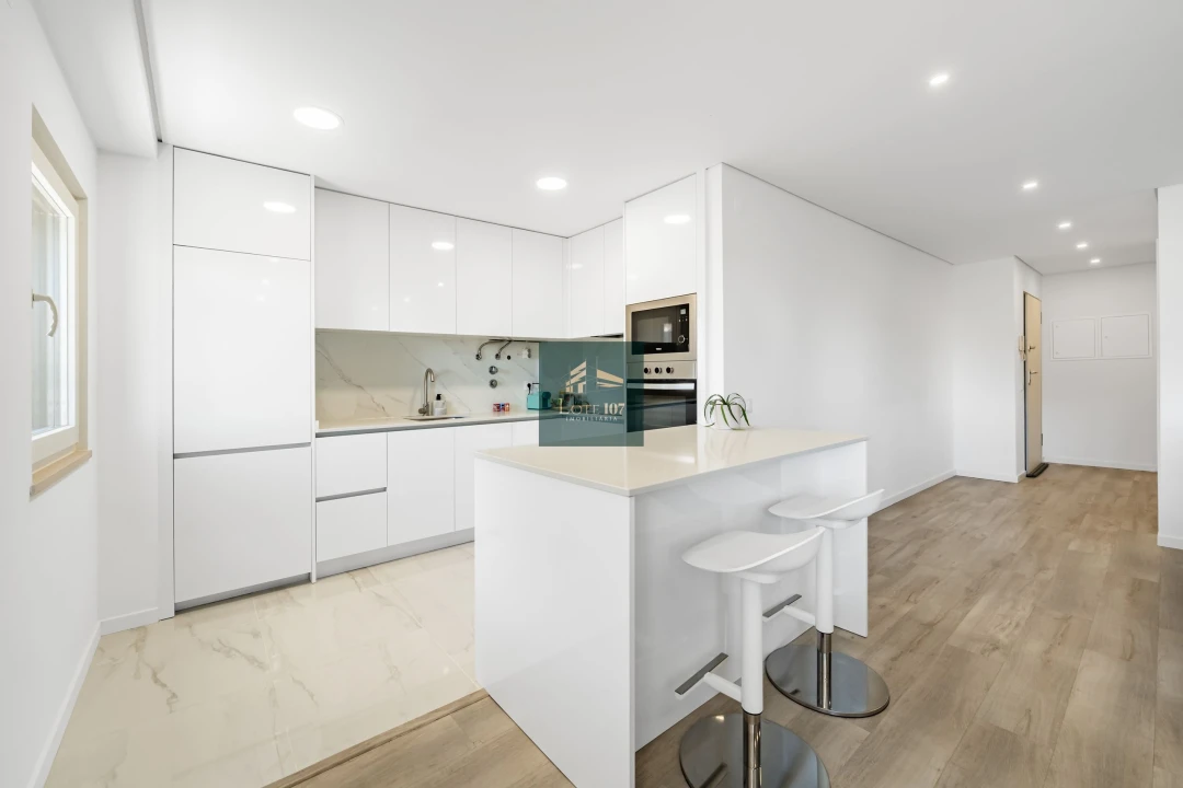 Apartamento T1 para Venda em Pinhal Novo Foto 4