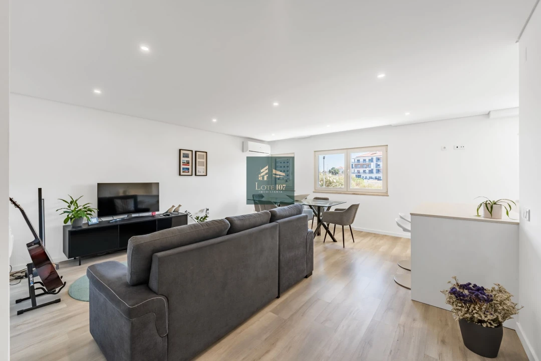 Apartamento T1 para Venda em Pinhal Novo Foto 7