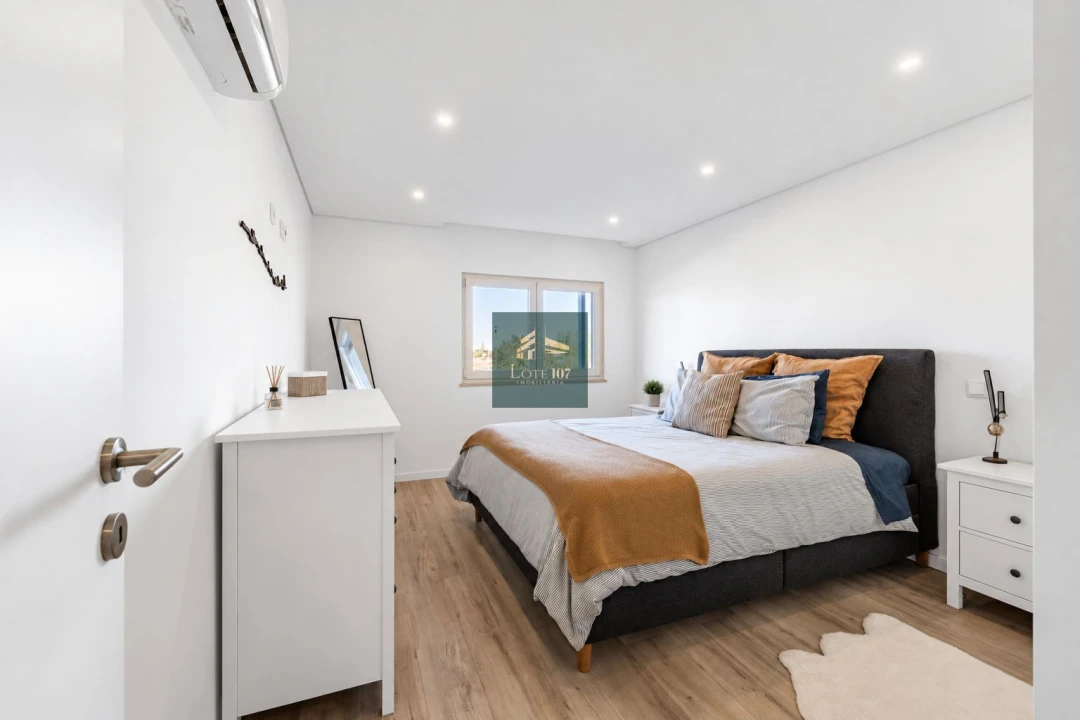 Apartamento T1 para Venda em Pinhal Novo Foto 16