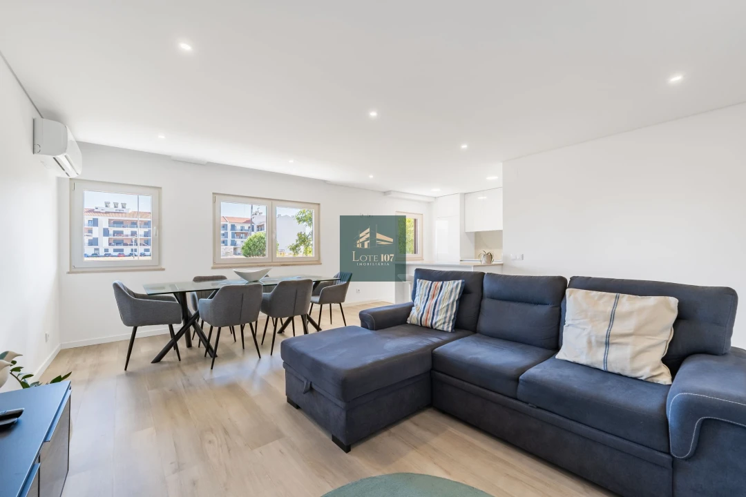 Apartamento T1 para Venda em Pinhal Novo Foto 1