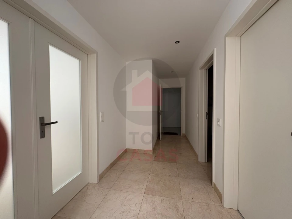 Moradia T5 para Venda em Nadadouro Foto 37
