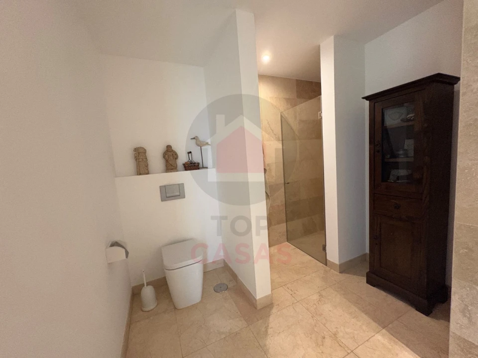Moradia T5 para Venda em Nadadouro Foto 40