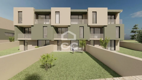 Moradia T4 para Venda em Fradelos