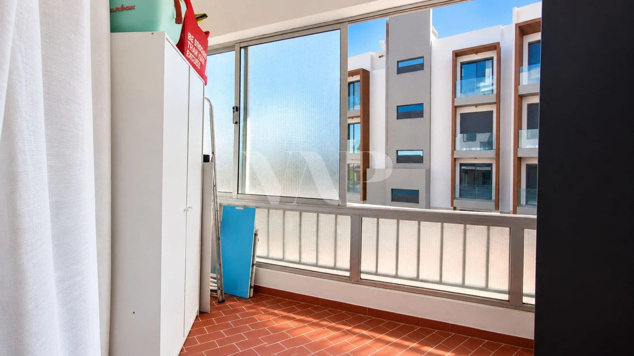 Apartamento T2 para Venda em Quarteira Foto 12