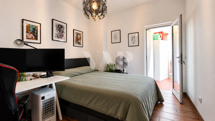 Apartamento T2 para Venda em Quarteira Foto 11