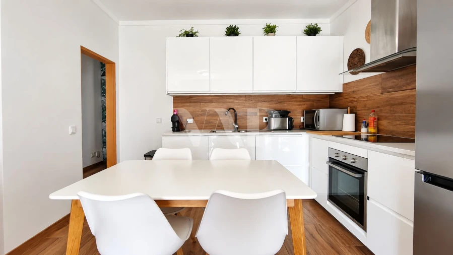 Apartamento T2 para Venda em Quarteira Foto 6