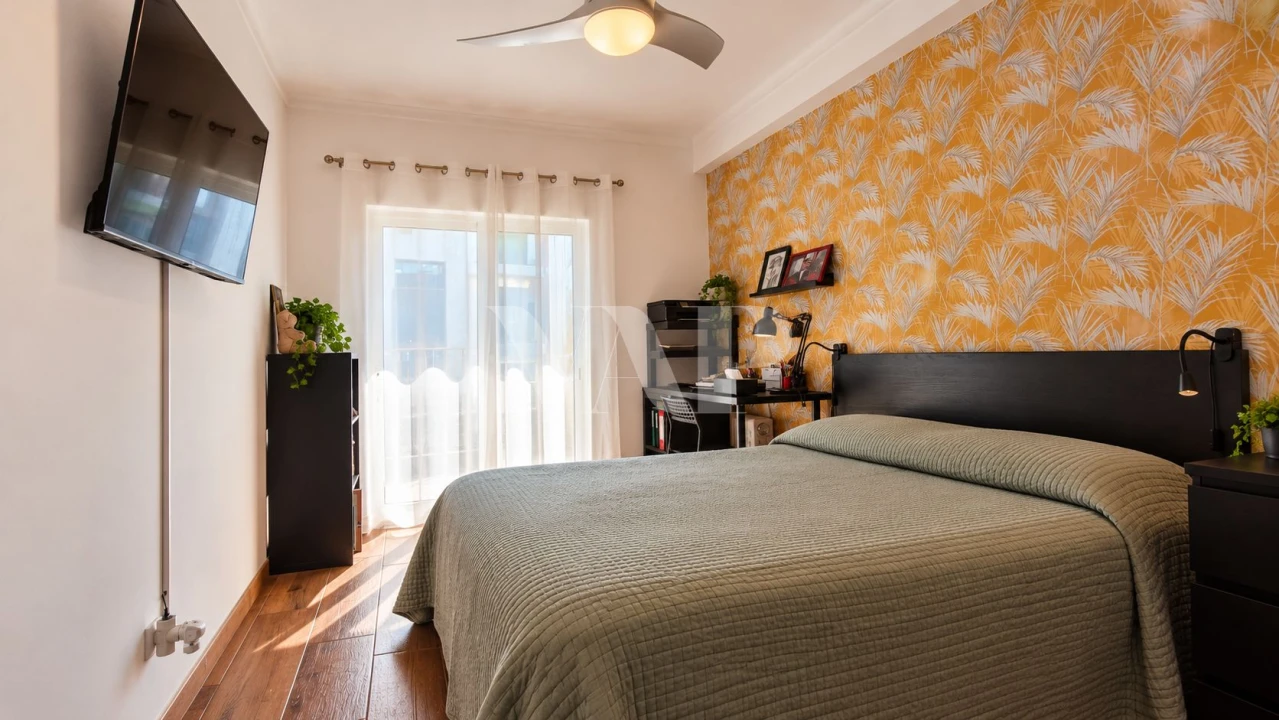 Apartamento T2 para Venda em Quarteira Foto 8