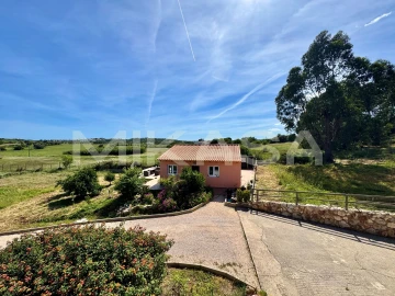 Moradia T7 para Venda em Odiaxere