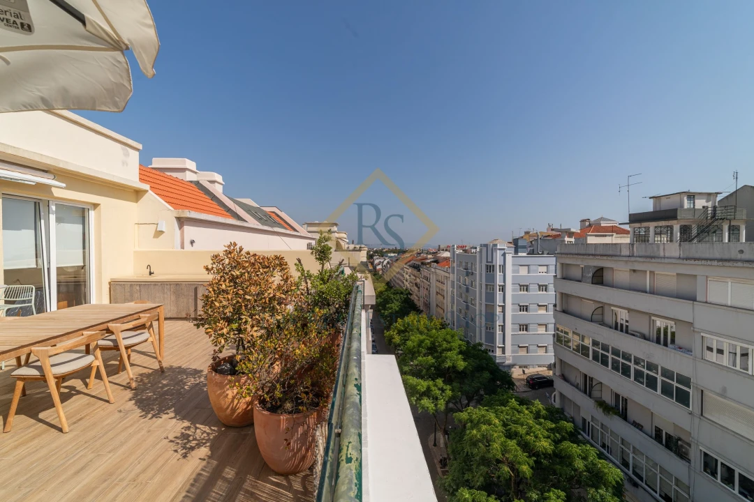 Apartamento T3 para Venda em Santo António Foto 18
