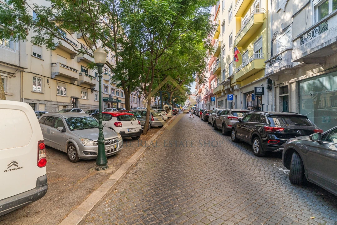 Apartamento T3 para Venda em Santo António Foto 20