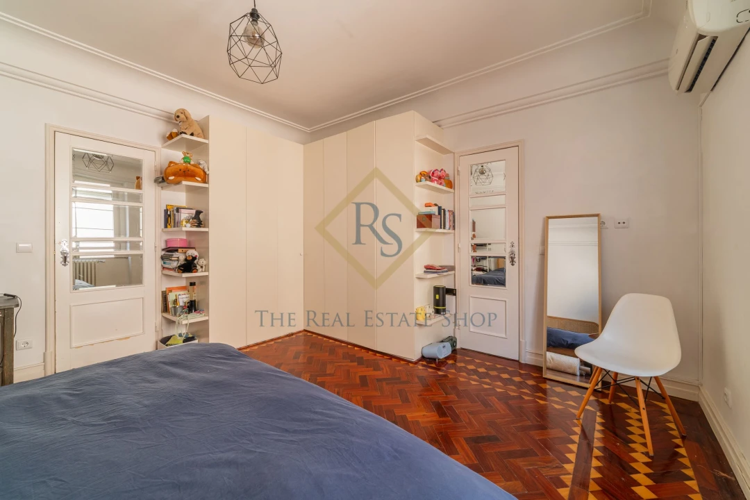 Apartamento T3 para Venda em Santo António Foto 8