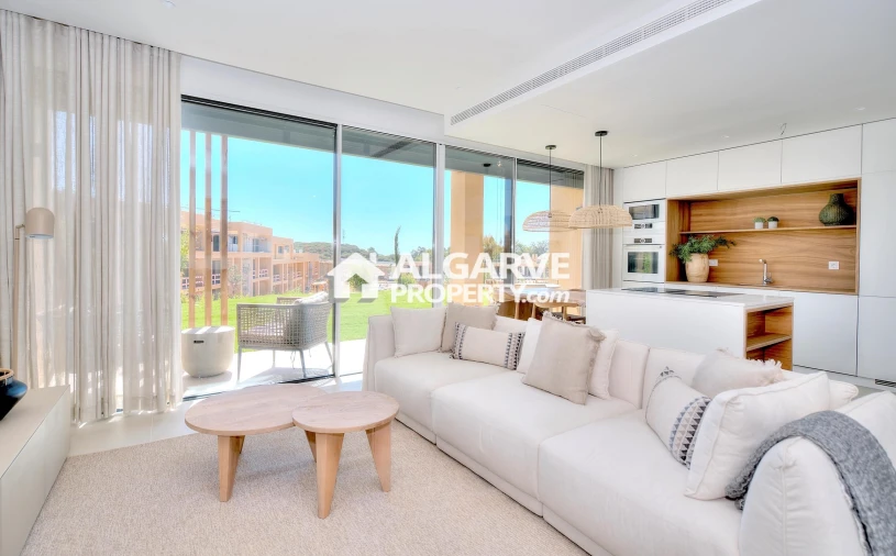 Apartamento T4 para Venda em Altura Planta 1