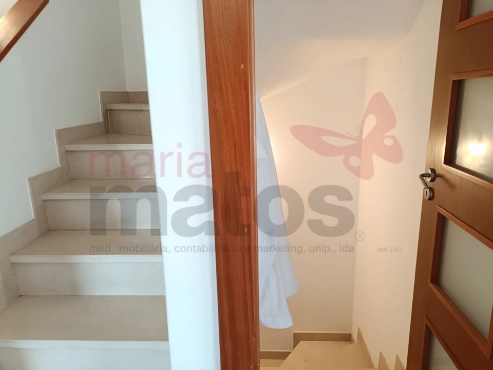 Moradia T3 para Arrendamento em Lourinhã e Atalaia Foto 5
