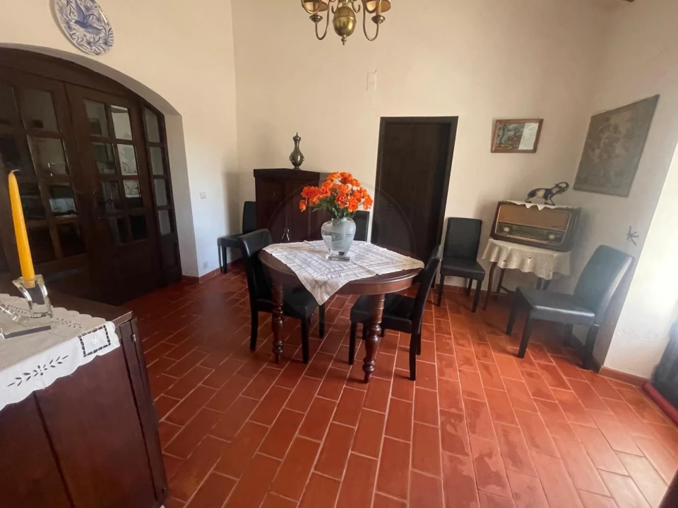 Moradia T4 para Venda em Lagos (São Sebastião e Santa Maria) Foto 2