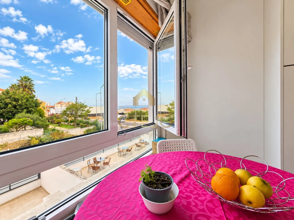 Apartamento T2 para Venda em Póvoa de Santa Iria e Forte da Casa Foto 12