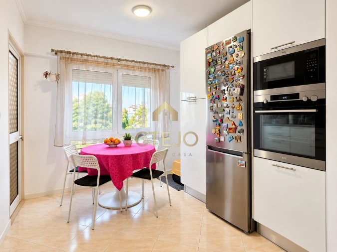 Apartamento T2 para Venda em Póvoa de Santa Iria e Forte da Casa Foto 11