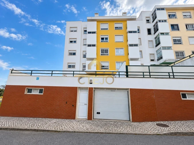 Apartamento T2 para Venda em Póvoa de Santa Iria e Forte da Casa Foto 24