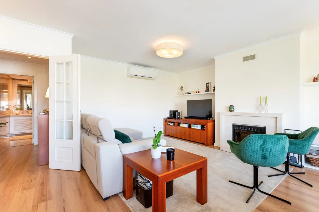 Apartamento T3 para Venda em Lumiar Foto 3