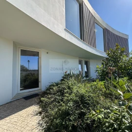 Moradia T4 para Venda em Lagos (São Sebastião e Santa Maria)