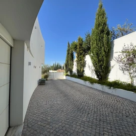Moradia T4 para Venda em Lagos (São Sebastião e Santa Maria)